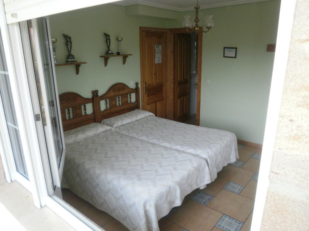 Pension Galimar San Vicente De La Barquera Room photo